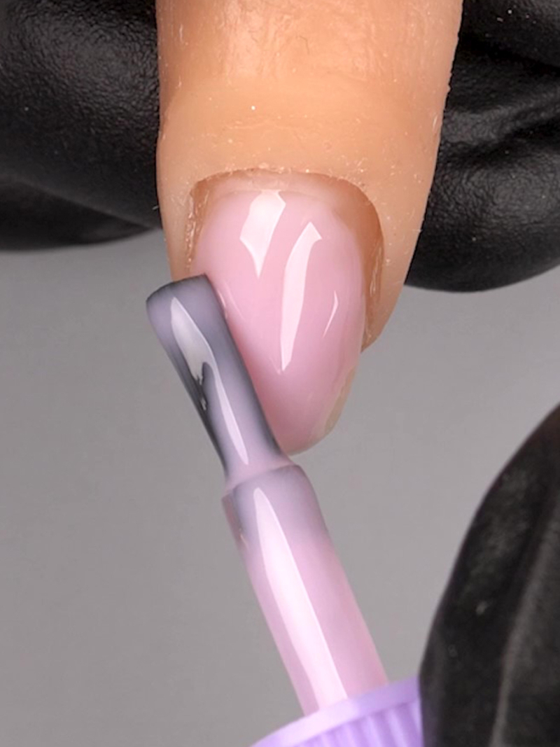 Купить камуфлирующую базу для ногтей GUMMY BASE Favorite Nail Club