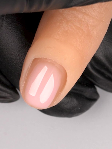 Купить камуфлирующую базу для ногтей GUMMY BASE Natural Nail Club