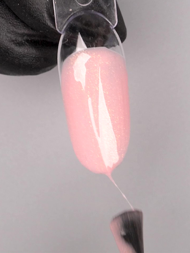 Купить камуфлирующую базу для ногтей GUMMY BASE Specific Nail Club