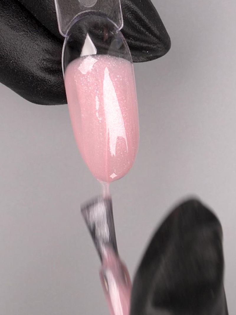 Купить камуфлирующую базу для ногтей GUMMY BASE Shimmer Nail Club