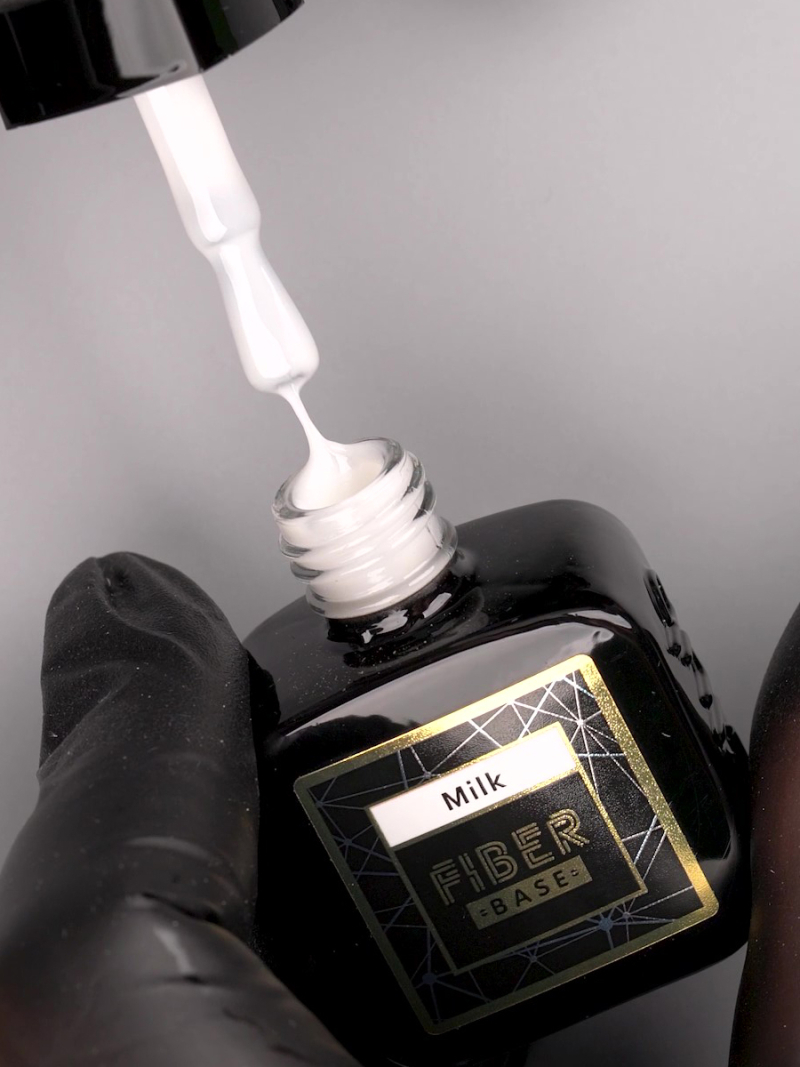 Купить камуфлирующую базу для ногтей FIBER BASE Milk Nail Club