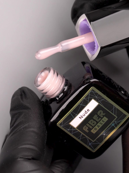 Купить камуфлирующую базу для ногтей FIBER BASE Nude Nail Club