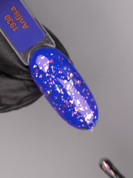 Купить топ для ногтей с хлопьями HOLOGRAM TOP 13 мл Nail Club