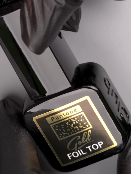 Купить глянцевый топ с кусочками фольги GOLD FOIL TOP Nail Club