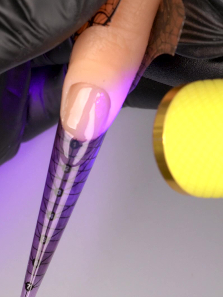 Купить базу для гель-лака HARD BASE жёсткая, 13 мл Nail Club