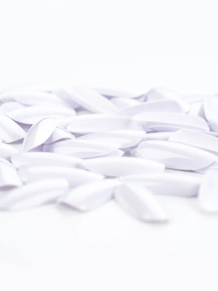 Купить типсы для демонстрационного дизайна ногтей белые