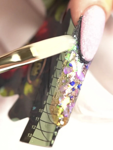 Купить маникюрную кисть для моделирования ногтей гелем 5N/G Crystal Nail Club