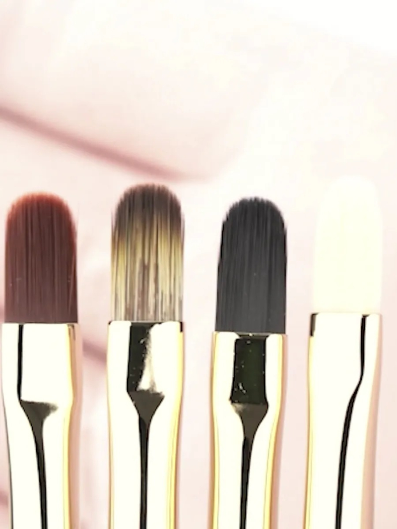 Купить маникюрную кисть для моделирования ногтей гелем 5N/G Black Nail Club