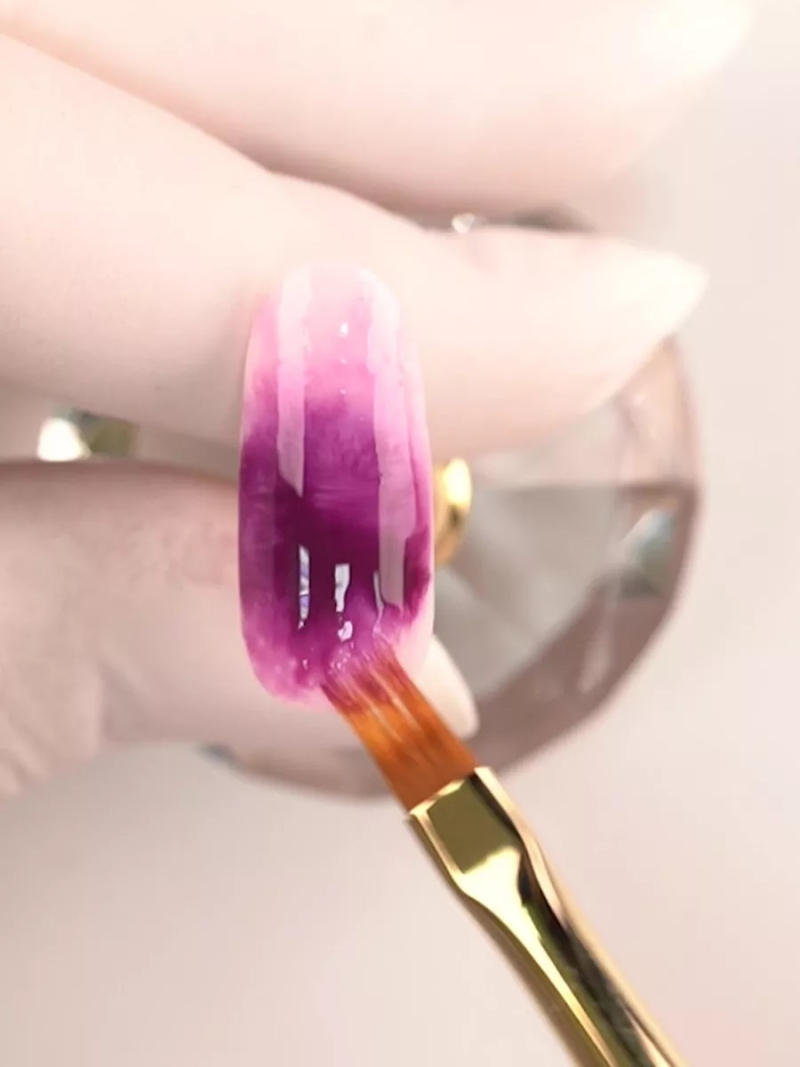 Купить маникюрную кисть для градиентов OMBRE 1